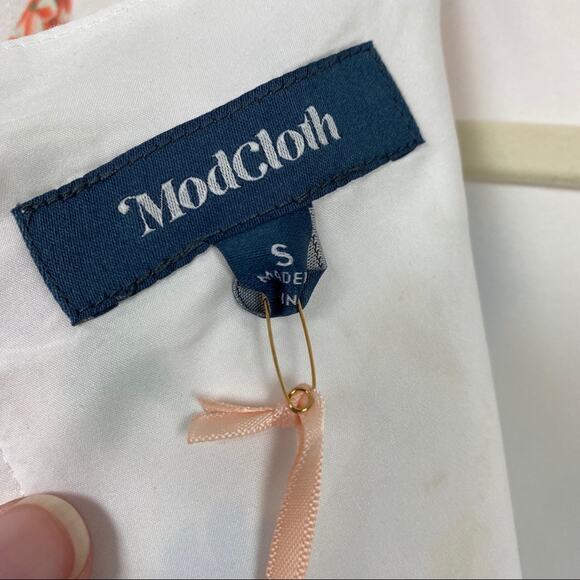 ModCloth White Floral Elegant Reflections Dress Sz.S NWT - Picture 7 of 8